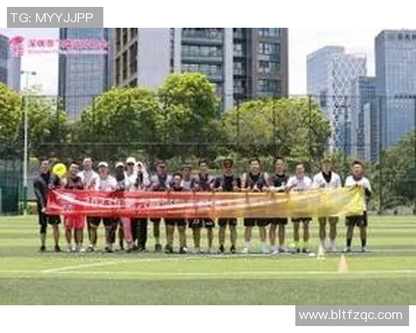 深圳飞盘队中路突破新策略引领战术革新与团队协作新风潮